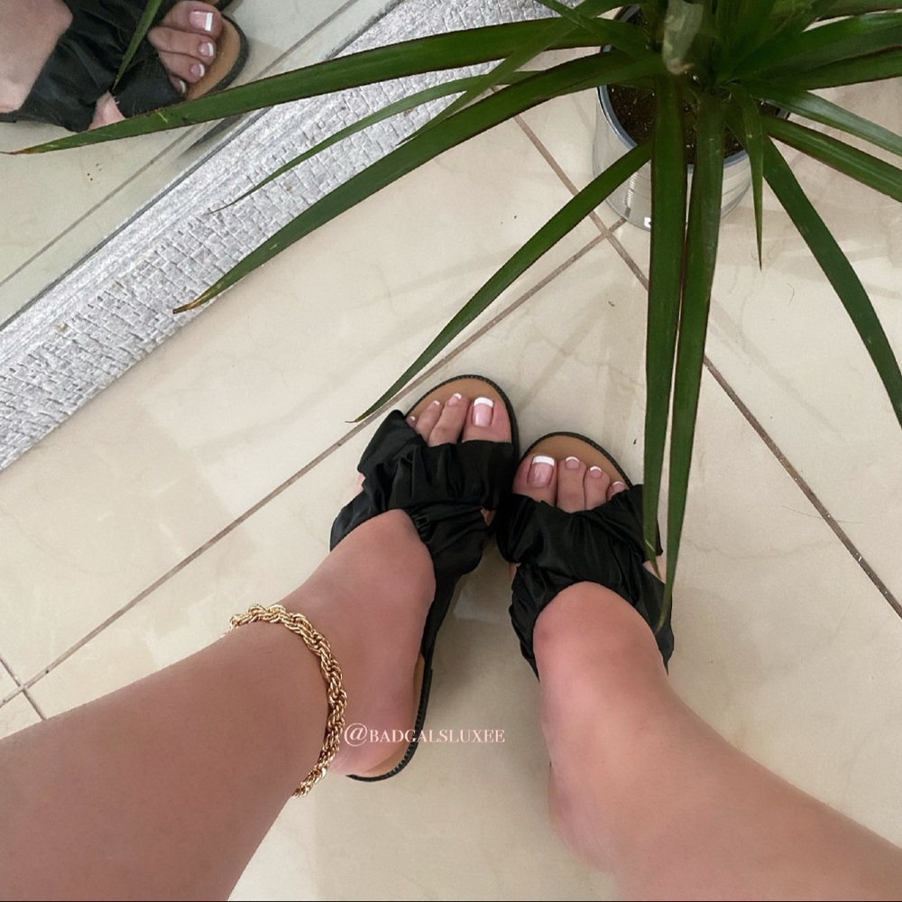 Elegant Black Women's Sandals